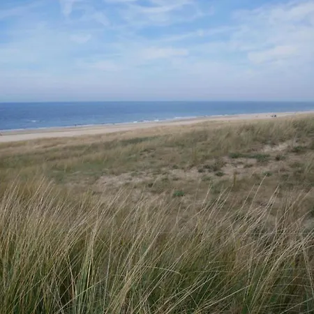 In Near The Beach, Cleaning Included Apartman Bergen aan Zee